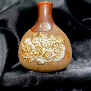 Takahashi Bud Vase Pottery
